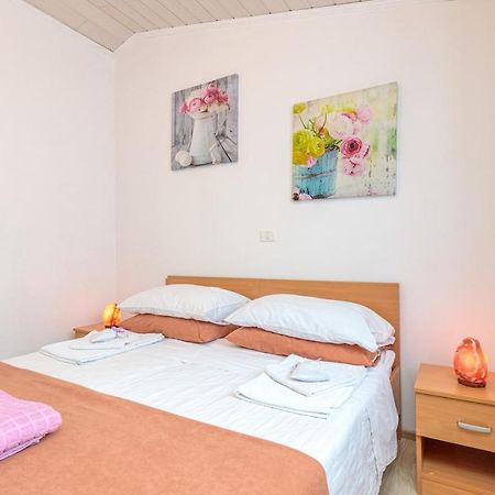 Apartments Sveti Leonard Oprtalj 外观 照片